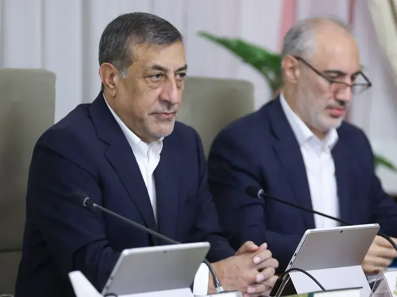 معاون اجرایی رئیسجمهور: هنوز تصمیم مشخصی درباره بنزین اتخاذ نشده / ممکن است فردا یا پسفردا تصمیمی گرفته شود و قطعاً به احترام مردم خواهد بود