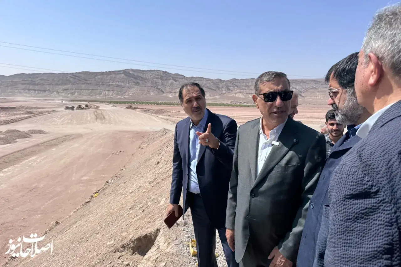 بازدید معاون اجرایی رئیسجمهور از پروژه کمربندی شهید سلیمانی قم