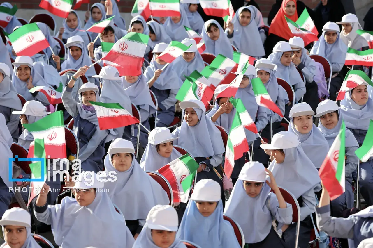 افتتاح ۲۳۰۰ مدرسه با ۱۳ هزار کلاس درس/همه مدارس برای آغاز سال تحصیلی حضوری آمادهاند