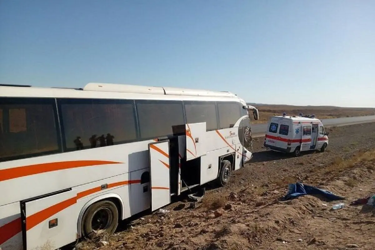 ۲۹ در حادثه واژگونی اتوبوس در محور سبزوار به نیشابور