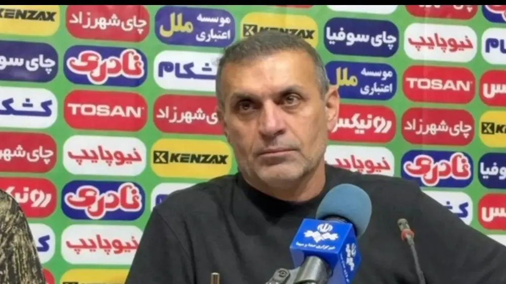  کنفرانس خبری عبدالله ویسی سرمربی ذوب آهن پس از تساوی مقابل مس شهربابک