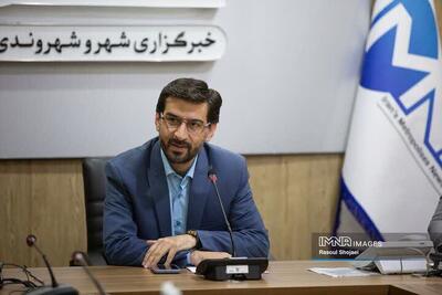 عملیات حفر و تنقیه چاههای آب باران در منطقه ۱۰ اصفهان آغاز شد