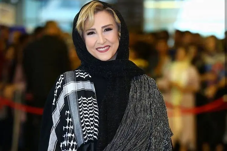 مرجانه گلچین آهنگ گوگوش را خواند / اقدام غیر منتظره مرجانه گوگوش در یک برنامه تلویزیونی +ویدئو
