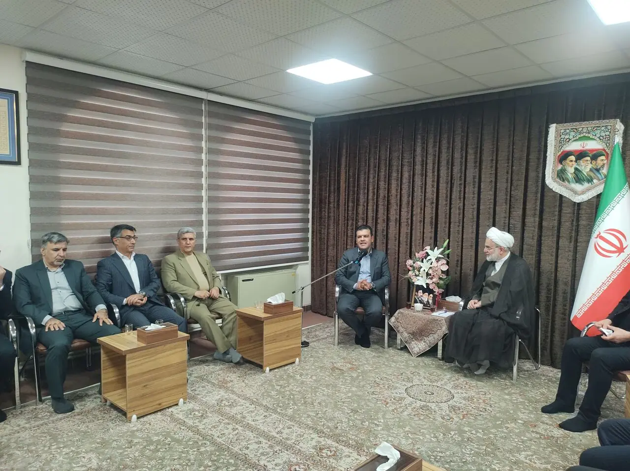 معاون رئیسجمهور: کردستان ظرفیت تبدیل به هاب صادرات محصولات دانشبنیان را دارد