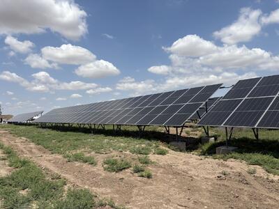 ۳۰۰ مگاوات ظرفیت جدید نیروگاه خورشیدی آماده بهره برداری است