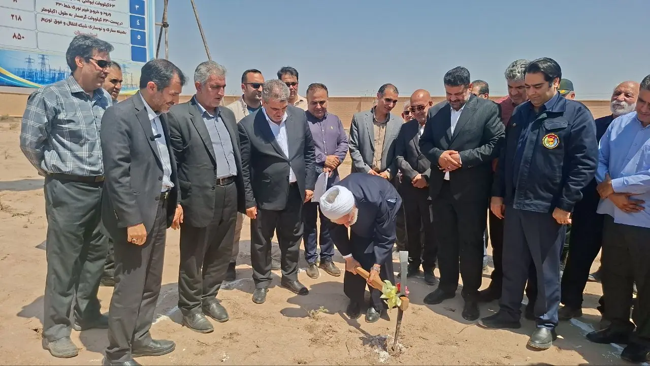 آغاز ساخت پست ۶۳ کیلوولت در گرمسار با حضور معاون حقوقی رییسجمهور + فیلم