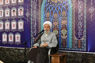 امام جمعه شیراز: توانمندسازی ائمه جماعات شرط تحقق مسجد تراز اسلامی است