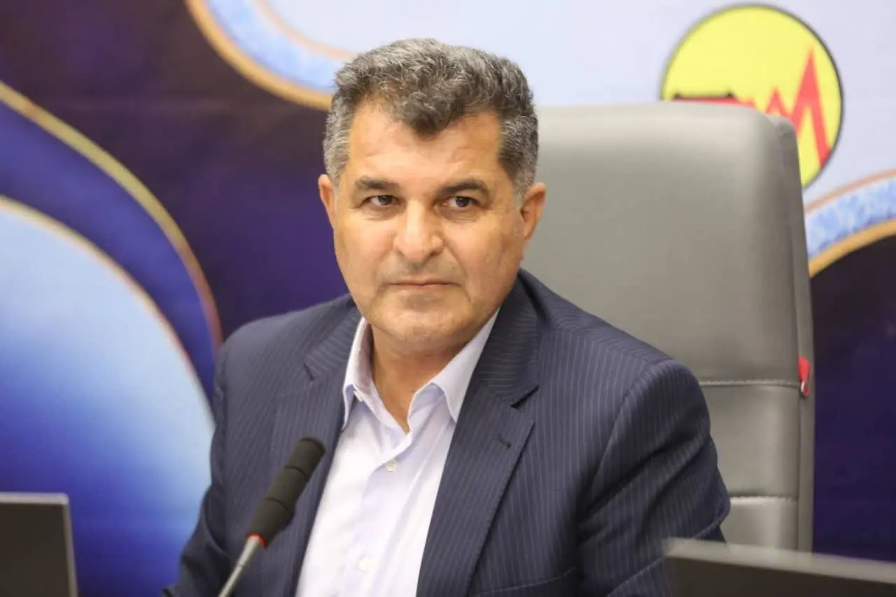 بهرهبرداری و آغاز عملیات اجرایی ۱۴ کلانپروژه برق در فارس و بوشهر
