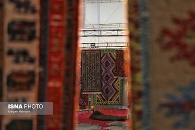 نمایشگاه ملی صنایعدستی به مناسبت روز قم برگزار میشود