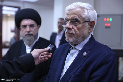 عارف: دشمن هر غلطی میتوانست را کرده؛ پیشبینی تشدید تحریمها را میکردیم