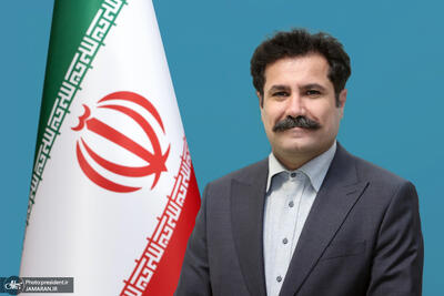 حسینزاده: رئیسجمهور میگوید «ما با هم در کنار هم زیباییم»؛ ایران برای همه ایرانیان است/ پزشکیان گفت صدای بیصدایان باشید و کسانی را که در حاشیه ماندهاند به متن جامعه برگردانید/ تنها شاخص برای برخورداری از حقوق، شهروند ایرانی بودن است