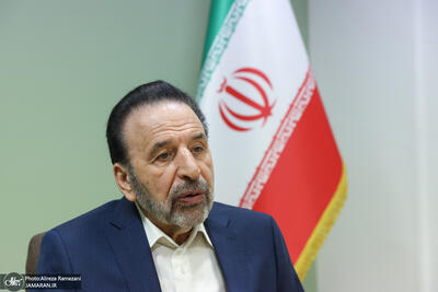 واعظی: حاکمیت برای اقلیتی که صدای بلندی دارند و از تریبونهای رسمی بهره میگیرند، فکری کند