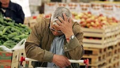 دلار ۲۰۰ هزار تومانی با ذهن ما چه میکند؟؛ از تنگنای معیشت تا تنگنای شناخت/ بیثباتی اقتصادی افق آینده را در ذهن ایرانیان نابود میکند