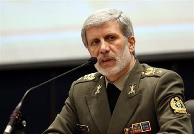 ببینید | فرمانده کل ارتش: ایرانی تا ۲۰ نسل هم شده میجنگد و اجازه خدشه به ایران را نمیدهد