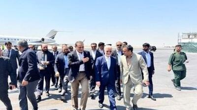 تصویری از استقبال وزیر کشور از عاصم منیر و همتای پاکستانی خود/ کدام مشاور قالیباف در فرودگاه حاضر بود؟ - مردم سالاری آنلاین