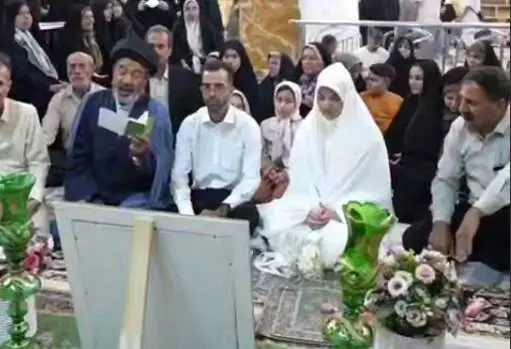  فیلم/ عطر عشق ناب محمدی در رواق عقد حرم رضوی پیچید