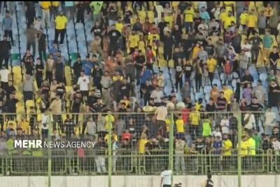 اعتراض هواداران نفت آبادان به شکست سنگین تیمشان