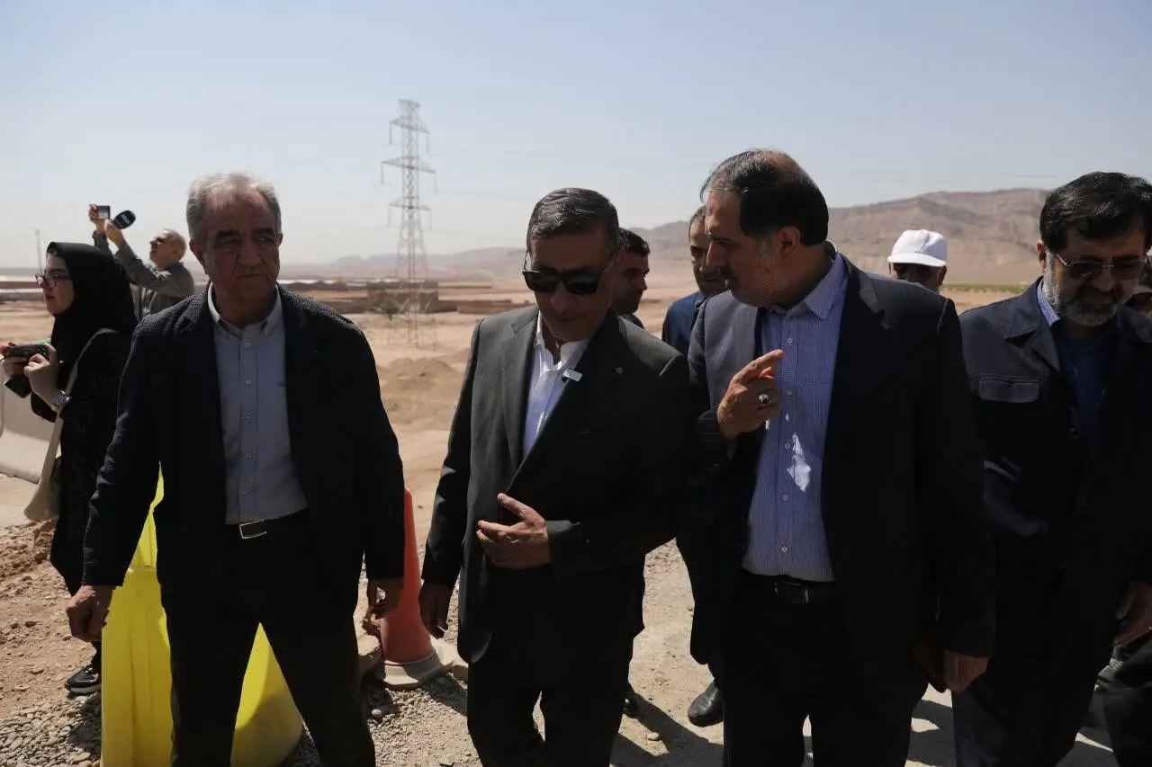 معاون اجرایی رئیسجمهور از احداث تصفیهخانه پردیسان قم بازدید کرد