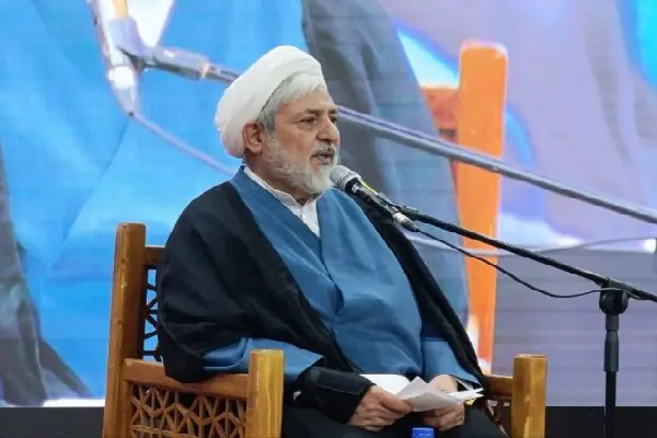 مردم با حضور خیابان خون به دل فتنهگران کردند