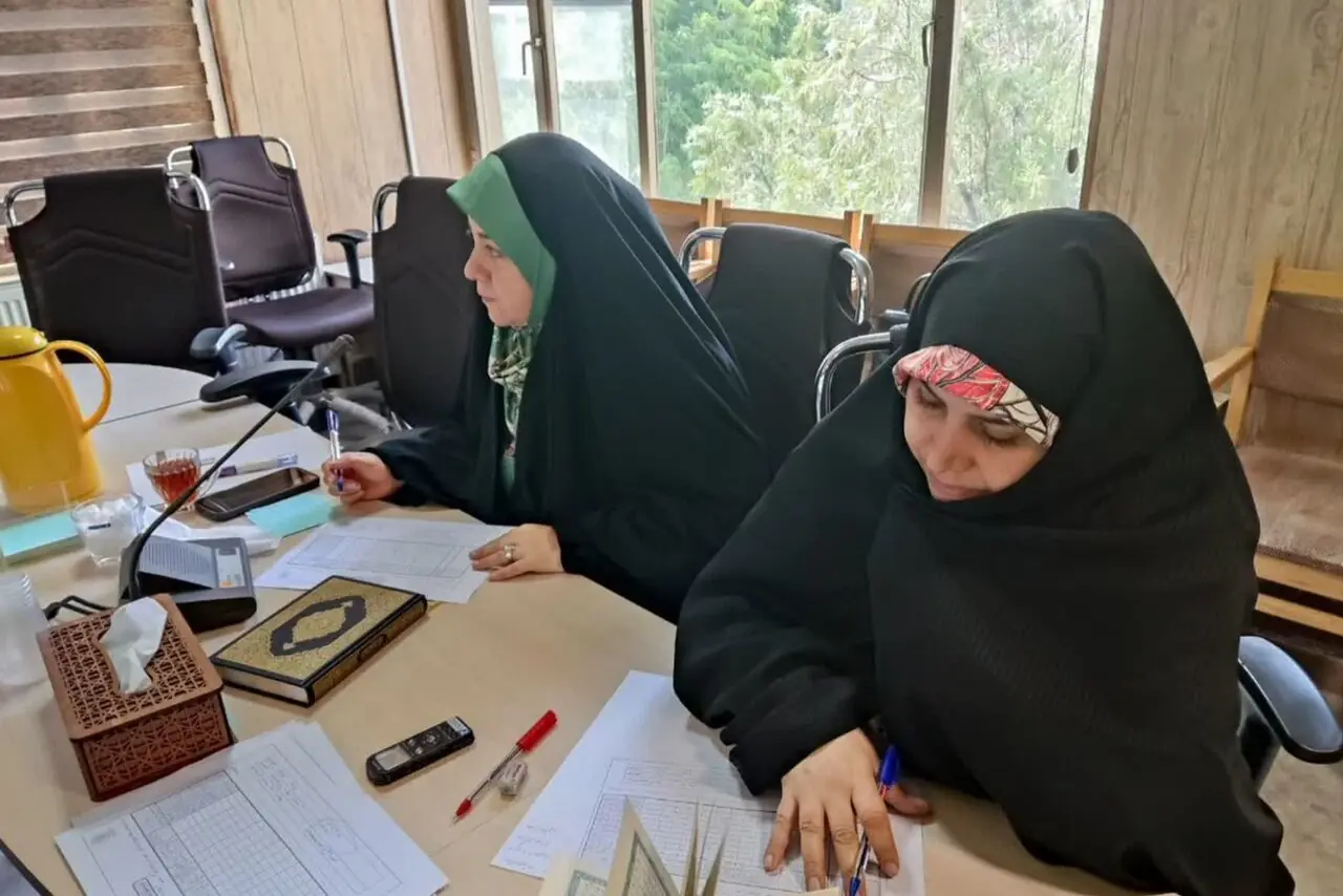 آغاز آزمون شفاهی اعطای مدرک تخصصی به حافظان قرآن در آذربایجانشرقی