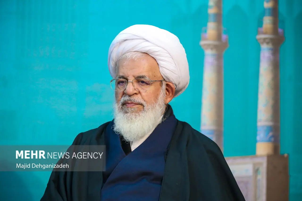 مسئولان با تحرک و جدیت مضاعف برای رفع مشکلات کشور تلاش کنند
