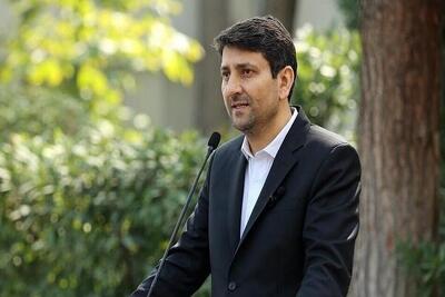 وزیر ارتباطات وارد اصفهان شد؛ آغاز برنامههای هفته دولت در حوزه فناوری