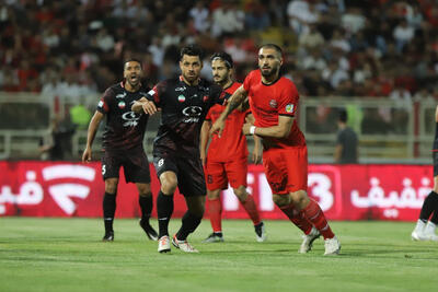 تراکتور 0 - پرسپولیس0 ؛ نیمه اول بی رمق تمام شد