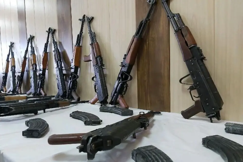مرزداران سیستان و بلوچستان محموله سلاح قاچاق را کشف کردند