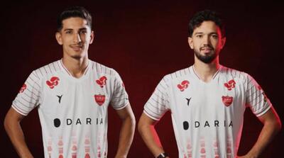 پیراهن دوم پرسپولیس با ادای احترام به دانشآموزان شهید میناب رونمایی شد - پارس فوتبال