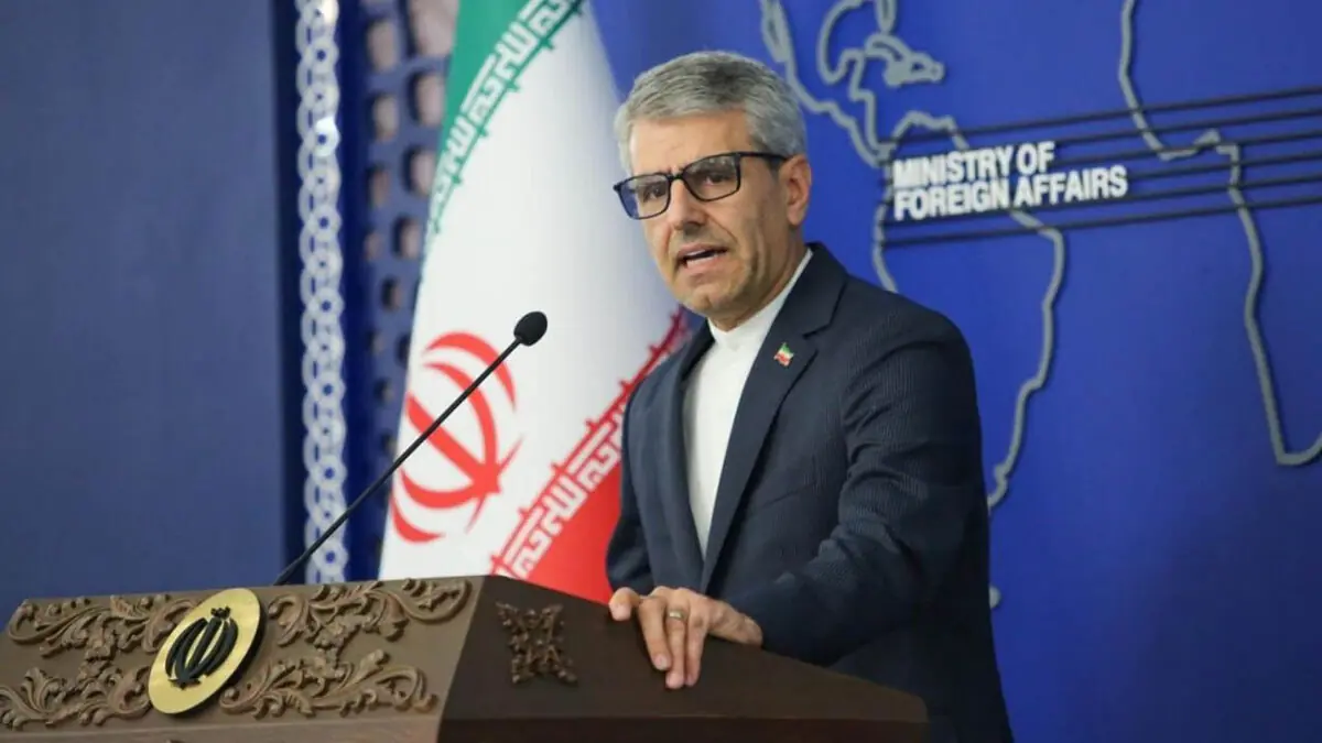 بقایی: شطرنج باز بودیم در سالهای اخیر پوکرباز هم شدیم / ادعای باز بودن تنگه هرمز جنگ روانی و رسانهای است!
