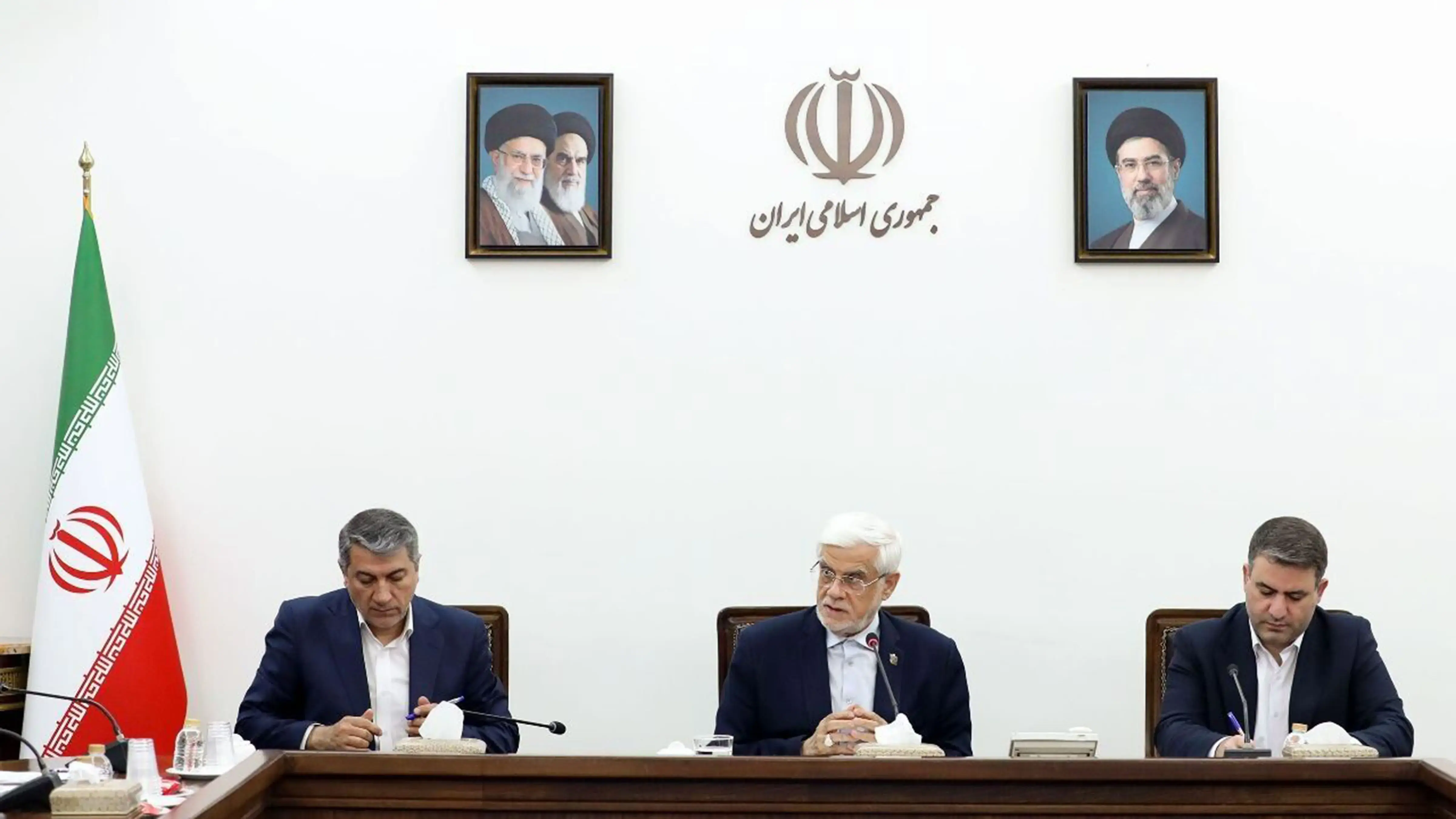 طرح موسوم به «مقابله با نفوذ بیگانگان» به فعالیت علمی کشور ضربه میزند