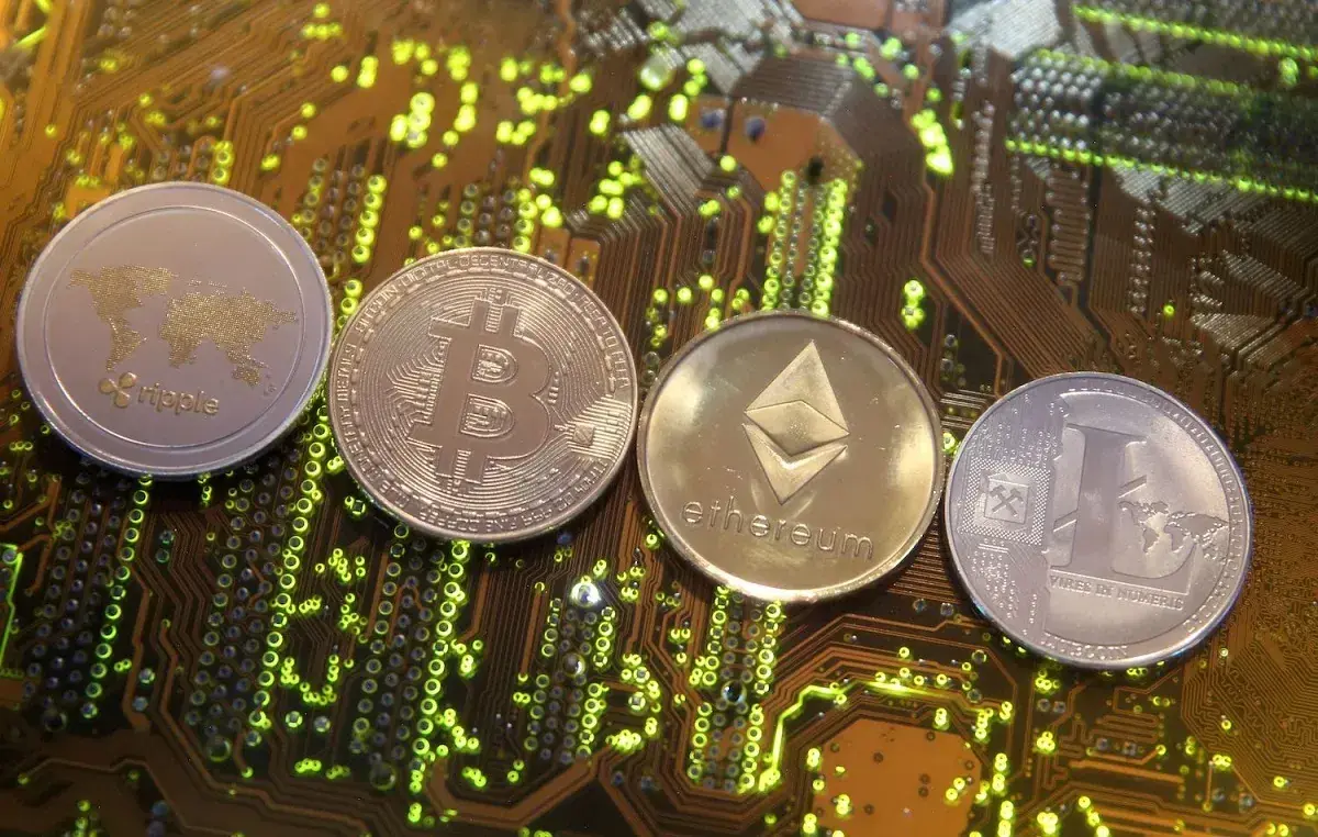 قیمت بیت کوین و ارزهای دیجیتال دوشنبه ۲ شهریور ۱۴۰۵
