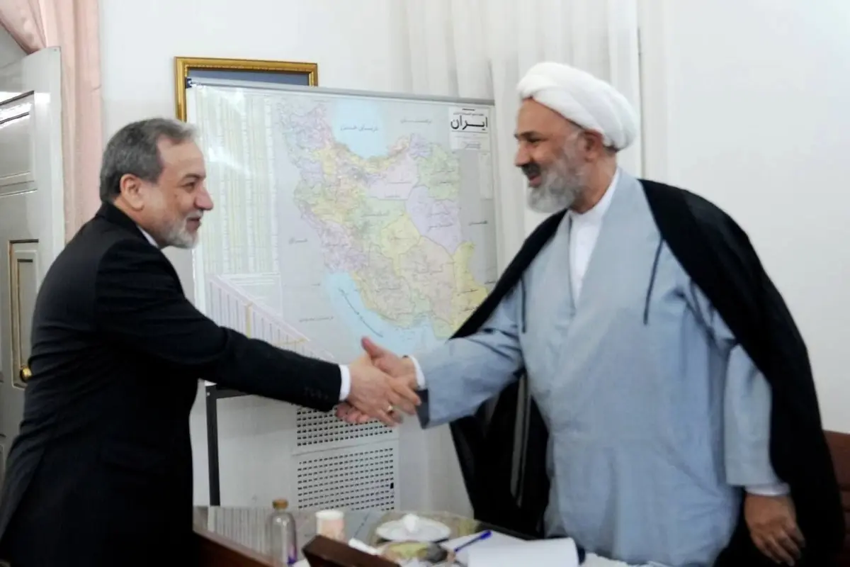 پژمانفر: وزارت خارجه برای فعالسازی ظرفیتهای اقتصادی شرق کشور اعلام آمادگی کرد | پیگیری راه اندازی دومین فرودگاه مشهد