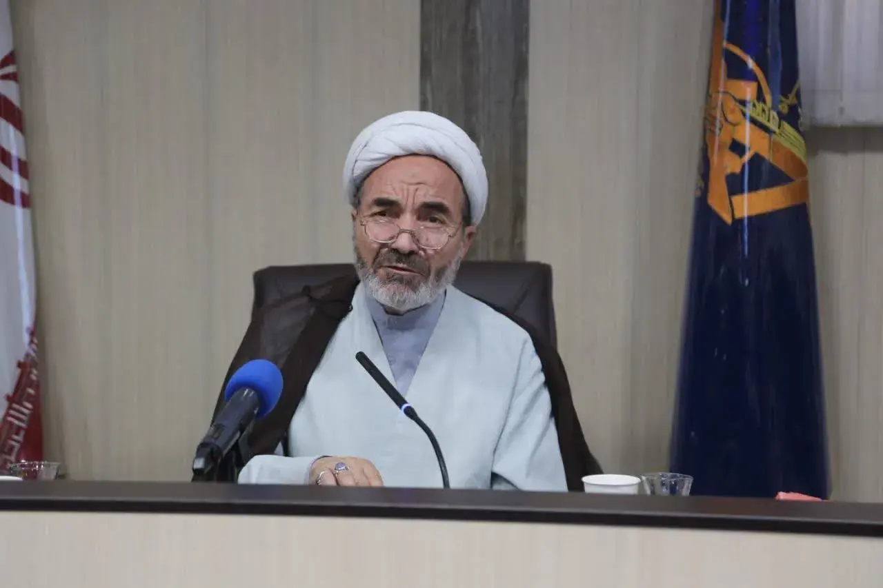 مسئول نمایندگی ولی فقیه در نیروی زمینی سپاه: هزینههای سنگینِ خطای مدیریتی با «مشورت» و «دوراندیشی» قابل پیشگیری است/ آمادگی دوران صلح، رمز پیروزی در جنگ است