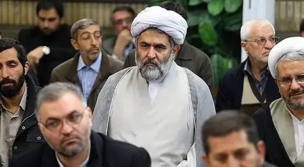 حجتالاسلام طائب: نقشه جهانی قدرت در حال تغییر است؛ وحدت مردم و ضعیف شدن استکبار، زمینهساز ظهور است + فیلم