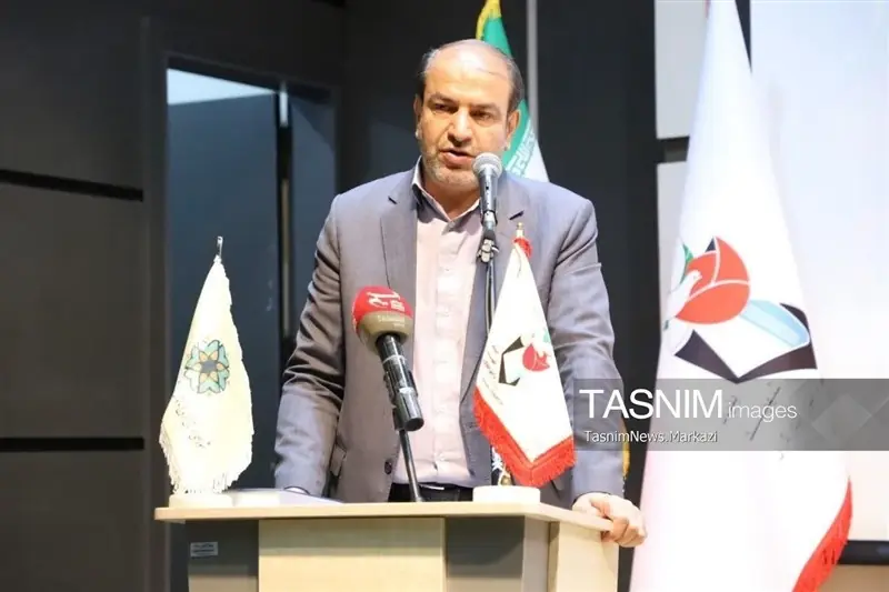 12 هزار دیدار با ایثارگران در استان مرکزی - تسنیم