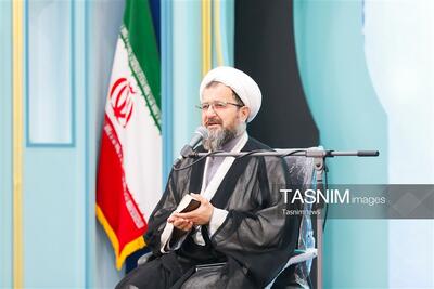 خبرنگاران اجازه ندهند روایتهای دروغ دشمن جای حقیقت را بگیرد - تسنیم