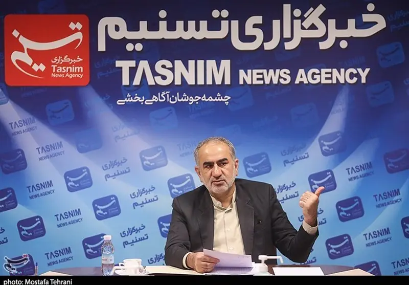 انتقاد تند قادری از آموزش و پرورش: شتر با بارش گم میشود! - تسنیم