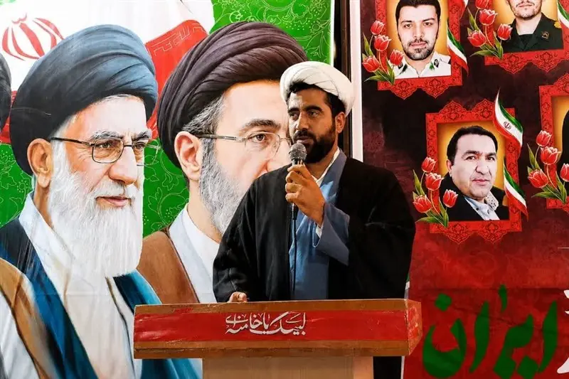 دشمن در کمین نقاط ضعف اقتصادی و اجتماعی کشور است - تسنیم