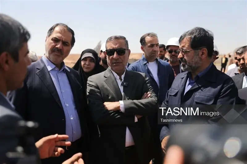 بازدید معاون رئیس جمهور از روند ساخت تصفیهخانه فاضلاب در قم - تسنیم