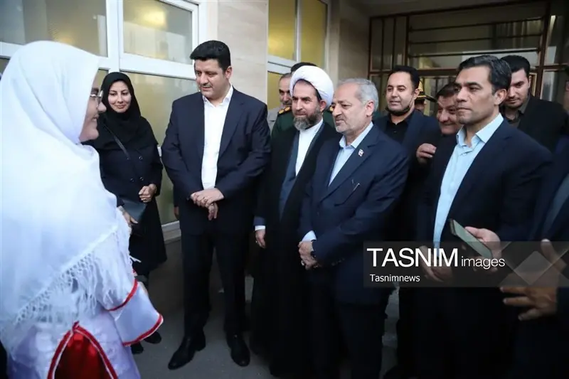  تأکید وزیر آموزش‌وپرورش بر توسعه هنرستان‌ها در طارم - تسنیم