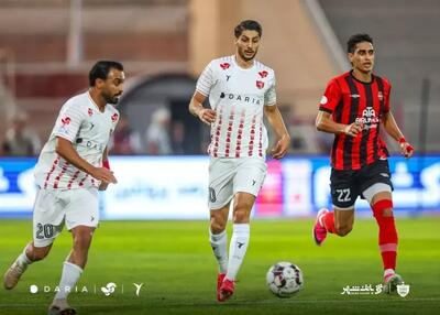 شماره ۱۰ پرسپولیس و یک عصر کمفروغ (عکس)