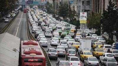  پیشنهاد شناورسازی ساعات اداری و ممنوعیت برگزاری نمایشگاه‌ها برای مهرماه در تهران