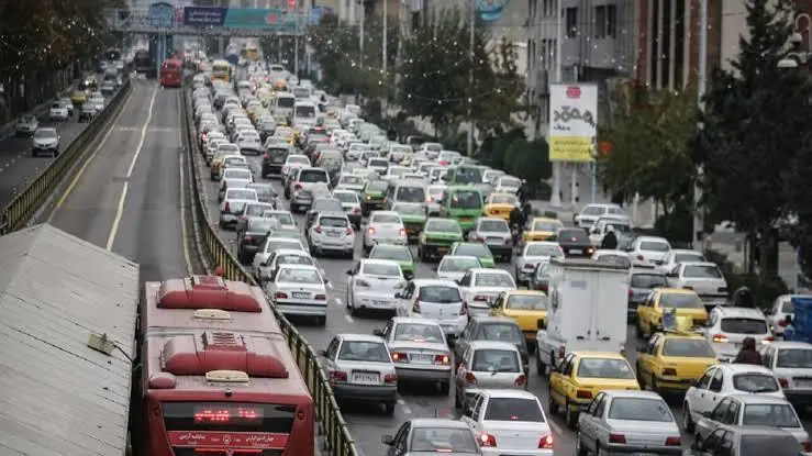 پیشنهاد شناورسازی ساعات اداری و ممنوعیت برگزاری نمایشگاهها برای مهرماه در تهران