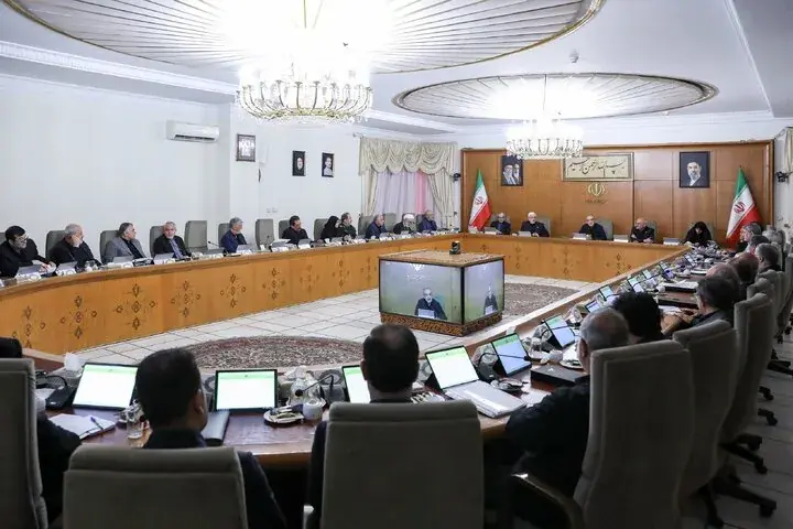 قدردانی نیروهای مسلح از تلاشهای دولت در جنگ