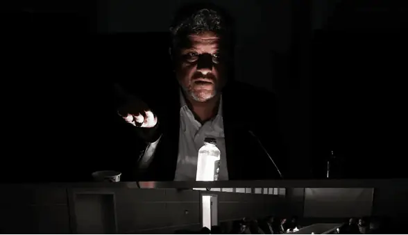 برق جلسه کمیسیون انرژی هم قطع شد | آخرین خبر