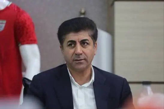  واکنش ممبینی، دبیرکل فدراسیون فوتبال به فرار از دست خبرنگاران | آخرین خبر