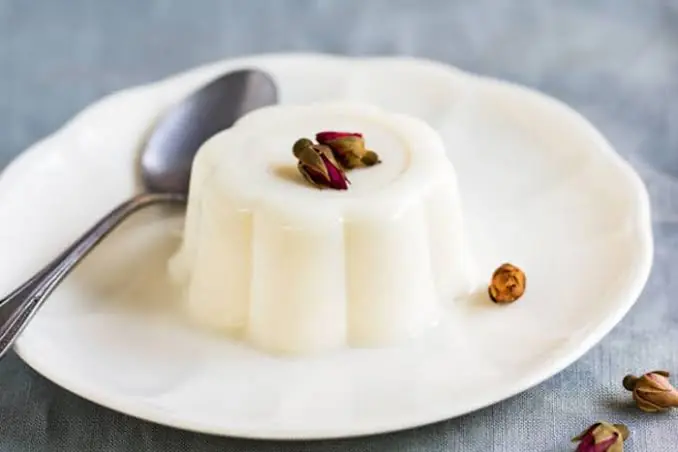  طرز تهیه دسر شیری با پودر نارگیل | آخرین خبر