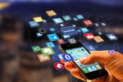 وقتی والدین برای کنترل فرزندان سراغ فضای مجازی میروند / استرس والدگری و افزایش وابستگی به شبکههای اجتماعی / زنگ خطر برای خانوادهها