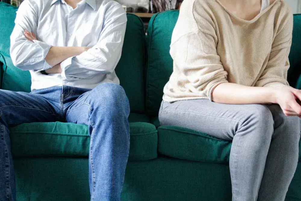 از جهان بینی تا پوست تخمه: در زندگی مشترک درباره کدام یک حرف بزنیم؟